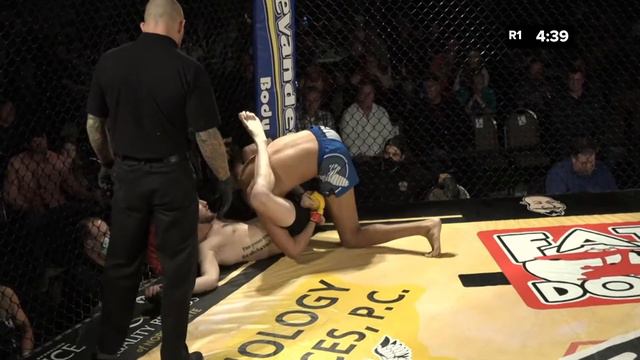 MCF 19 Blayne Richards vs Isaiah Gathings Jr смотреть онлайн