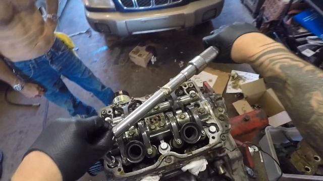 Subaru EJ25 SOHC AT engine removal/Head Gasket смотреть онлайн