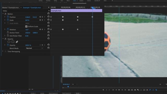 Keep a Moving Object Centered Effect - Premiere Pro CC 2020 смотреть онлайн