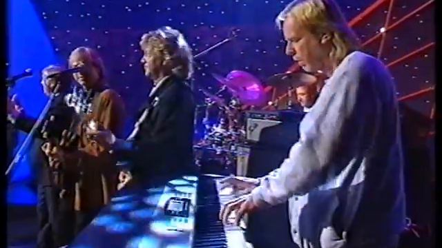JUSTIN HAYWARD/JOHN LODGE/HANK MARVIN/KENNY JONES/RICK WAKEMAN. смотреть онлайн