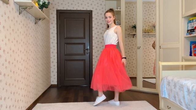 С чем носить фатиновую юбку. 5 вариантов от Анны Глосс смотреть онлайн