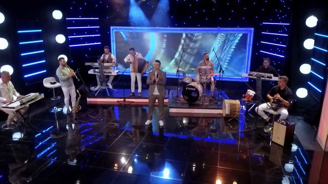 Vane Bikov i Grupa Molika - Nado le Natke (Art Studio Production Live TV Show) смотреть онлайн