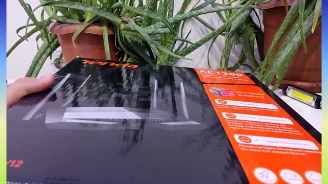 TANITIM / Tenda V12 AC1200 Mbps Dual Band Kablosuz 4 X Gigabit Port Fiber Vdsl/adsl Modem Router