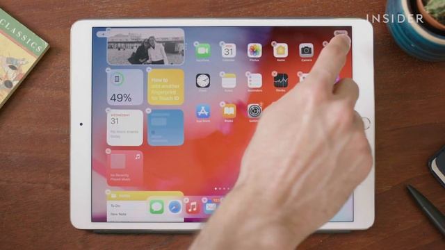 How To Add Widgets On iPad смотреть онлайн