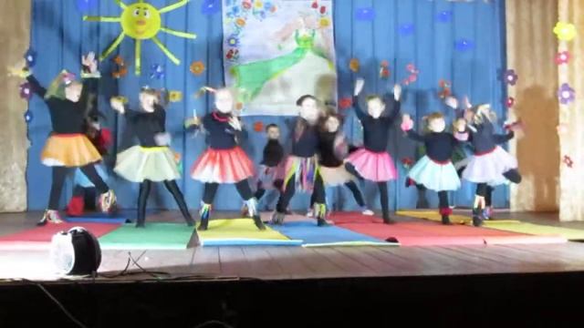 Детский танец "Чунга-чанга" (8 марта 2017г.) смотреть онлайн