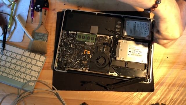 Ставим Optibay и Apple SSD в MacBook Pro 13” Mid 2010 A1278