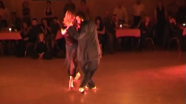 Mariano "Chicho" Frumboli y Eugenia Parrilla -1 смотреть онлайн