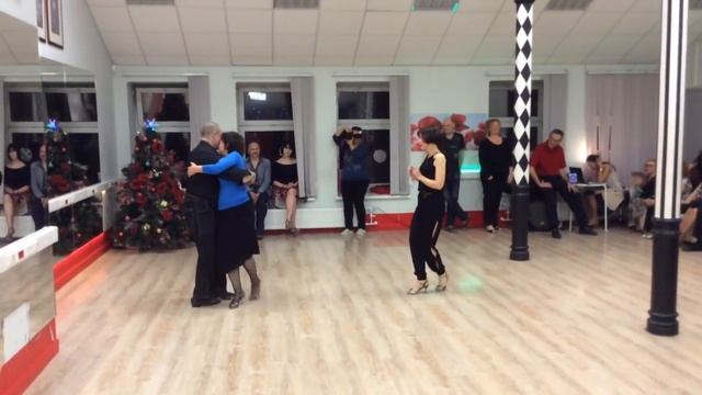 Tango Argentino. Танец именника Алексея Рощектаева милонга в EdissaDNItango смотреть онлайн