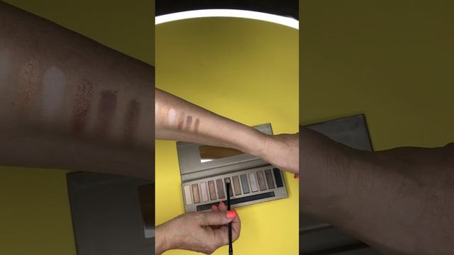 Свотчи?BRONX COLORS?(32) смотреть онлайн
