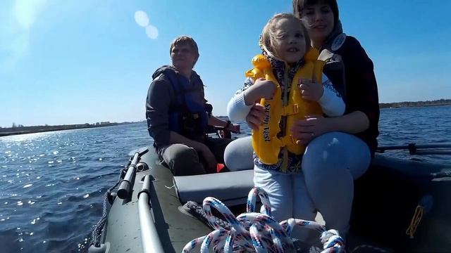 Отдых на лодке ПВХ. Река Волга. смотреть онлайн