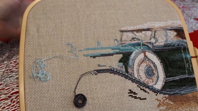 Новогодний переполох с рулеткой #4: елочные игрушки от ФрузелОК смотреть онлайн