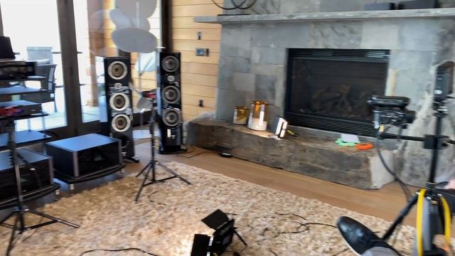 *NEW*Focal KANTA No 2 Hifi Audio Demo: Michi Amplifiers and Clarus Cables смотреть онлайн
