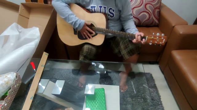 Unboxing gitar akustik Yamaha F370 смотреть онлайн