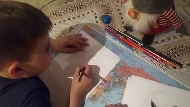Кто лучше нарисует предмет, тот его и заберет#челендж смотреть онлайн
