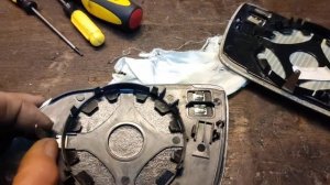 Как разобрать наружное зеркало Volkswagen Polo 2008 9N3