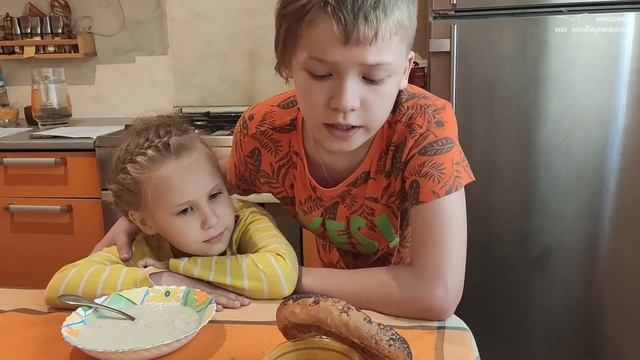9. Дырка от бублика – Студийный проект «Один за всех и все за одного» смотреть онлайн