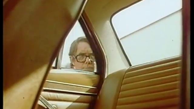 Ford Escort Mk1 UK advert with Ronnie Corbett смотреть онлайн