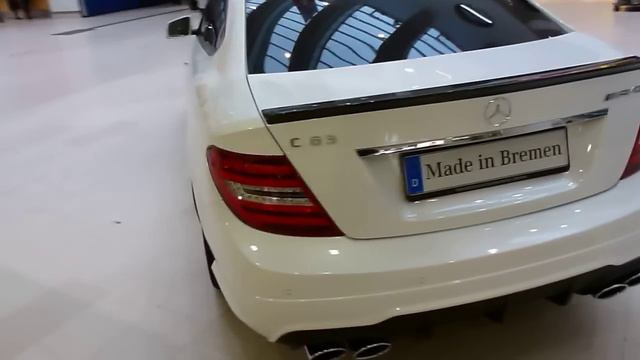 Mercedes C 63 AMG Coupe' 2012 смотреть онлайн