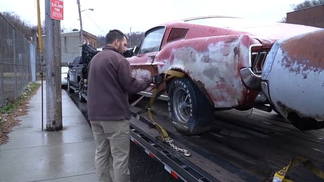 Two 1967 Ford Fastback Mustangs - Muscle Car Rescue смотреть онлайн