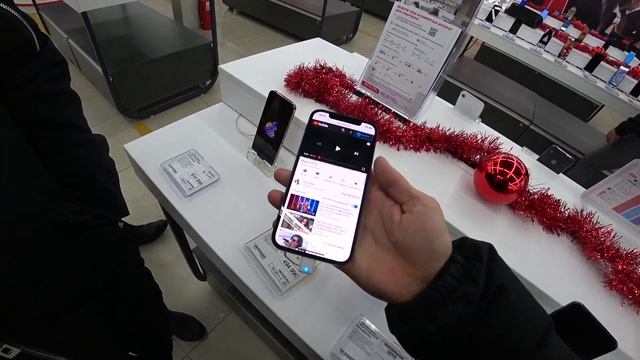 iPhone 12 Mini, обзор и первое впечатление! Самый мощный компактный смартфон! смотреть онлайн