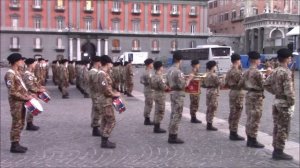 Bari & Neapol 11.2018 #2: Castel Nuovo, Gambrinus, Piazza del Plebiscito, Castel dellOvo, Via Toled