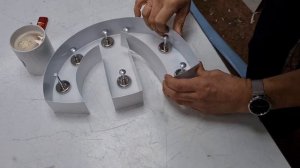 Авторская технология вклейки листового акрила в алюминиевый борт