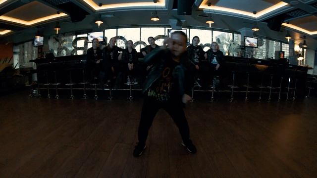 Dancehall Student смотреть онлайн