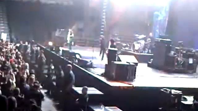 rusted from the rain solo live billy talent dead silence tour 2013 london ontario bud gardens смотреть онлайн