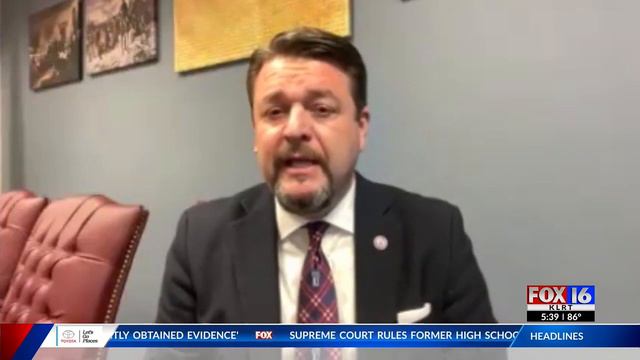 Lawmakers question exemptions for rape and incest in AR abortion ban смотреть онлайн