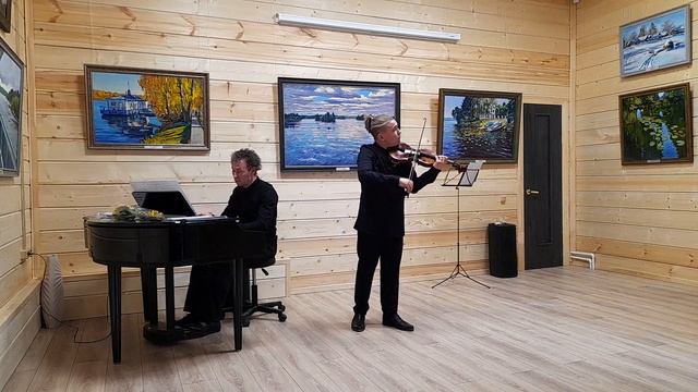 П.И.Чайковский. «Сентиментальный вальс».Исполняет Андрей Ерохин. смотреть онлайн