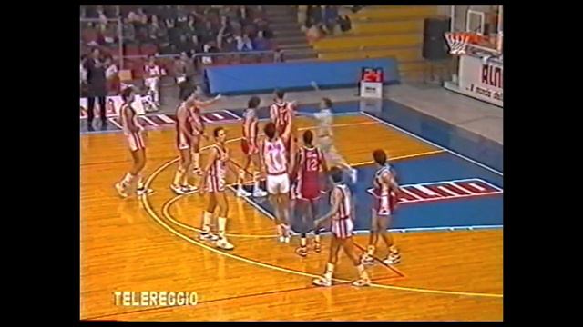 A2 1987/'88 Alno Fabriano Basket - Cantine Riunite Reggio Emilia 102-106 смотреть онлайн