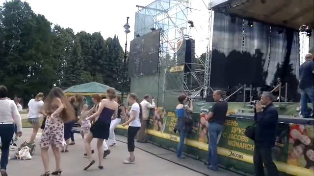 День друзей на Крестовском.. смотреть онлайн