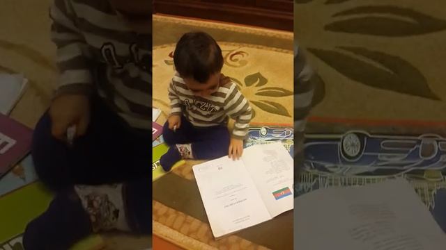 Эмилька любит Азербайджанский язык учить смотреть онлайн