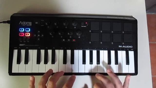 M-Audio Axiom Air 32 Mini Beatmaking Performance!