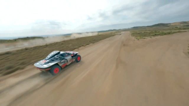 Audi RS Q e-tron E2 - Deep Dive смотреть онлайн