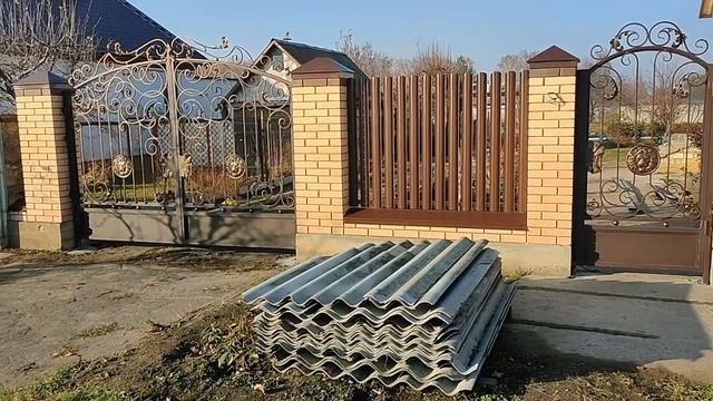 Забор готов!!! Осенние хлопоты. Высаживаю черенки роз..mp4 смотреть онлайн