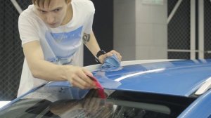Как наклеить полиуретановую пленку Brontero на крышу Haval Jolion