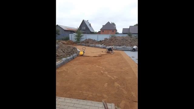 Строительство парковки. Дорожки, брусчатка, парковка на участке и газон. Благоустройство территории смотреть онлайн
