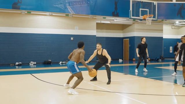 THIS GAME GOT HEATED | Tyreek Hill Basketball Workout смотреть онлайн