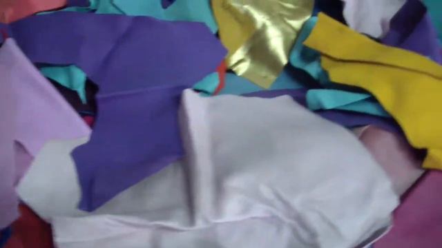 Коробка № АЕ299 Обрезки кожи, наппа МРС смотреть онлайн