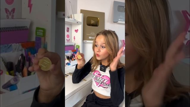 собрала все магнеты // EVA mash смотреть онлайн