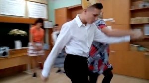 Музыкальная сценка-сказка к 8 Марта "Три девицы"