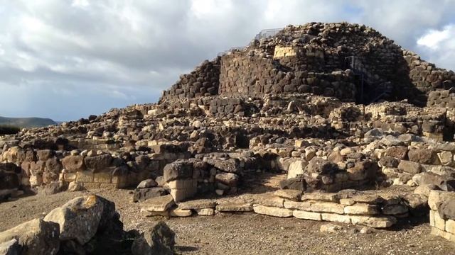 Su nuraxi Barumini смотреть онлайн