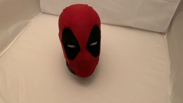 Hasbro Marvel Legends Premium Deadpools Head in action boiler room edition смотреть онлайн