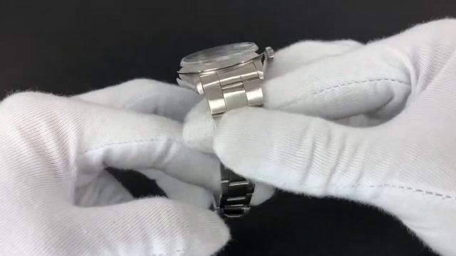 Rolex 1500 Oyster Perpetual Date Brushed Silver Dial, 1972 смотреть онлайн