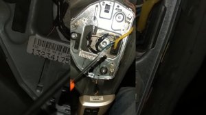 Снятие подушки водителя Opel astra h часть 1