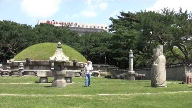 Seonjeongneug: The Royal Tombs смотреть онлайн