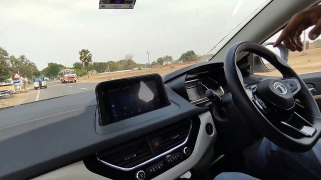 TATA NEXON TEST DRIVE | NEXON V/S SONET ?? смотреть онлайн