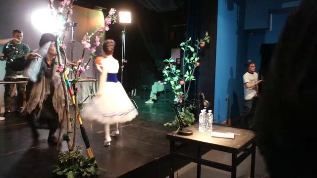 Артисты школы "Новый Театр Танца" участвуют в съёмках фильма "Знахарь" на 1 канале. смотреть онлайн