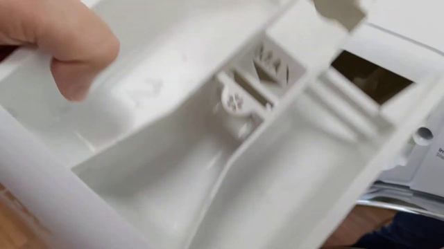 Съём лотка фронтальной стиральной машины Candy смотреть онлайн